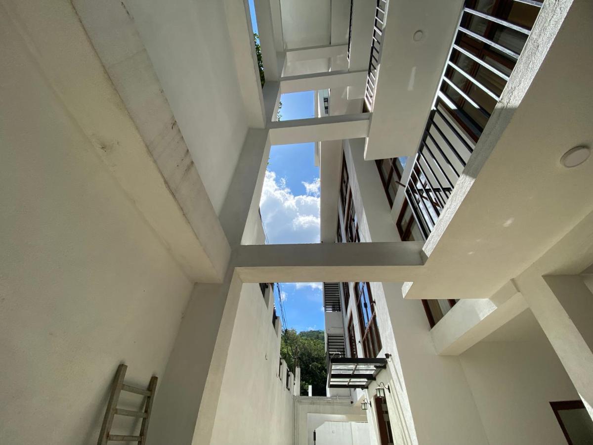 Aurelia Inn Kandy Exterior foto